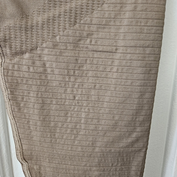 Women's Best Power Seamless Scrunch Regular Length Leggings Caribou Size Large - Picture 5 of 7